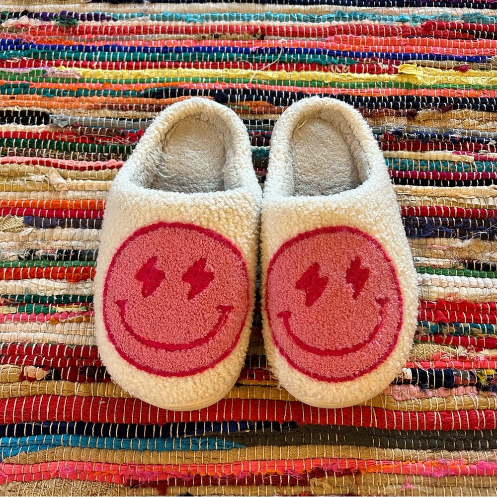 Link Neon Smile Face Slippers Lightning Bolt Eyes Women Size 8 / 9